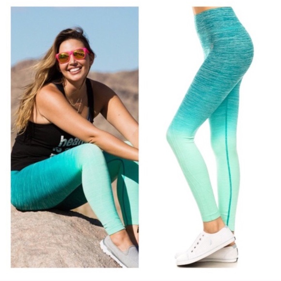 Aqua Workout Leggings - Picture 2 of 8