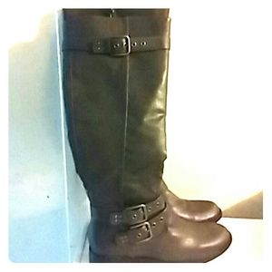 Eldred Knee Boots