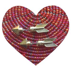 Fun Arrow Earrings! 💘💝