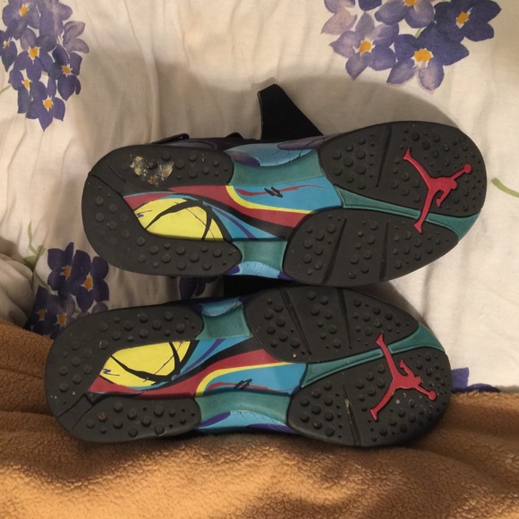 Size 8.5 Aqua 8s 2007 - Picture 2 of 4