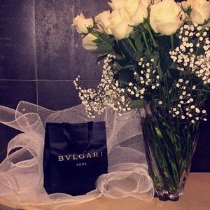 Meet your Posher, Mira