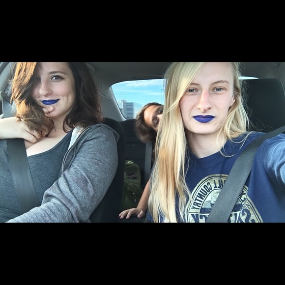 Meet your Posher, Ashley - Picture 3 of 3