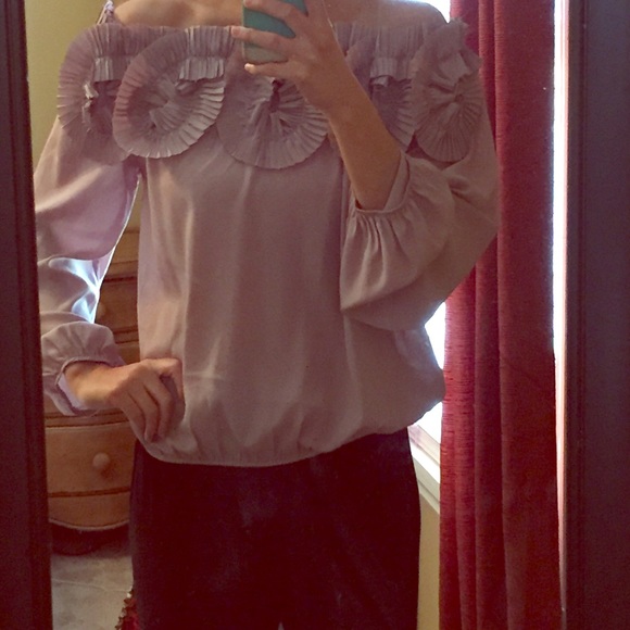 Boutique long sleeve top