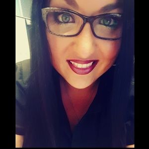 Meet your Posher, Wendy