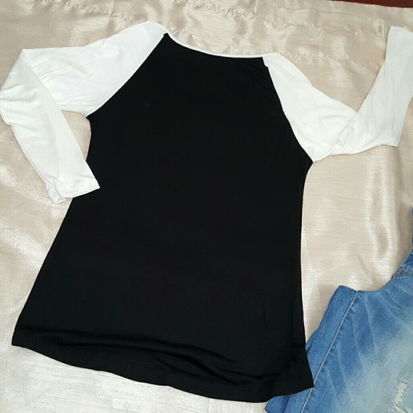 ❤FINAL⤵️ Graphic long sleeve top - Picture 4 of 4