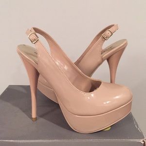 **SOLD**Nude sling back heels