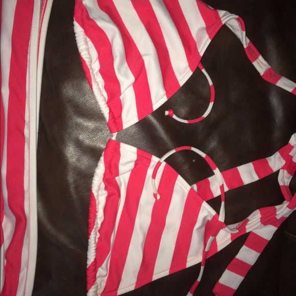 Red Striped String Bikini♥️ - Picture 2 of 3