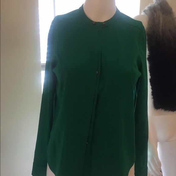 Nwot green silk Ann Taylor blouse sz 2!