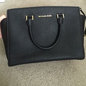 Michael Kors Black Selma