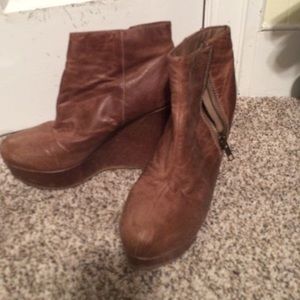 Tan/brown wedge booties