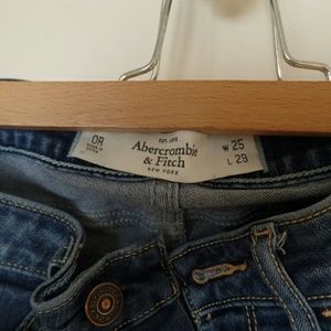 Abercrombie &  Fitch skinny jeans