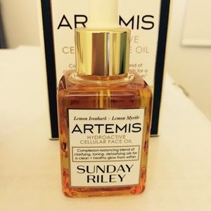 New in box Sunday Riley Artemis Oil