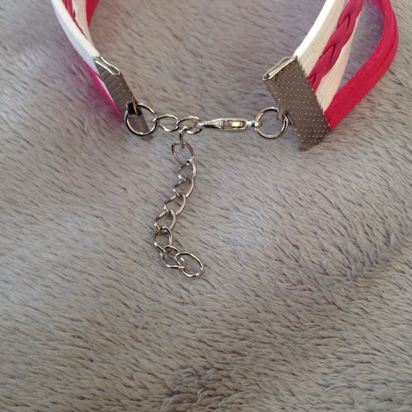 Pink/white love bracelet - Picture 3 of 3