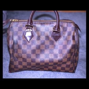 Louis Vuitton Damier Speedy 30