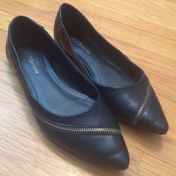 BCBGeneration zipper flats