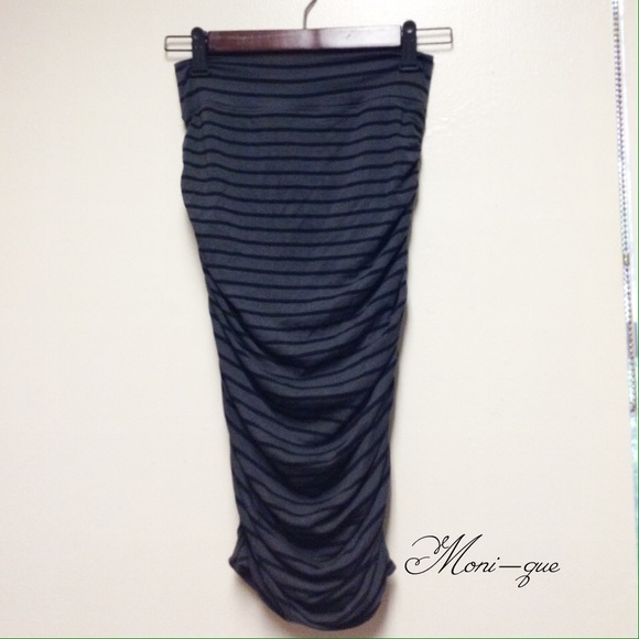 ❤️️SALE❤️️NWOT Victoria Secret Striped Skirt