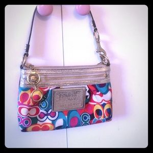Coach poppy wristlet