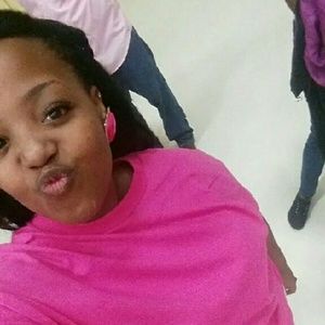 Meet your Posher, Cambrisha