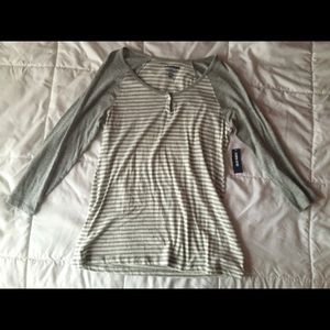 Half quarter grey and white shirt from Old Navy