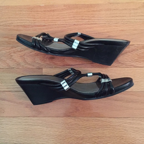 Wedges - Picture 2 of 2