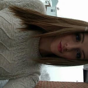 Meet your Posher, Alexandra