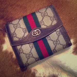 Vintage Gucci wallet
