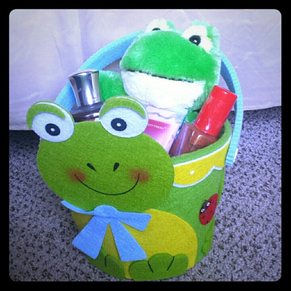 Cute foggy gift basket