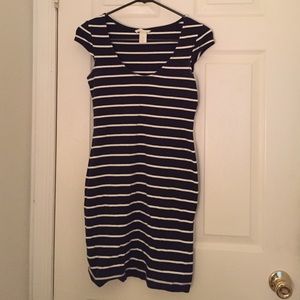 Short sleeved stripped dress