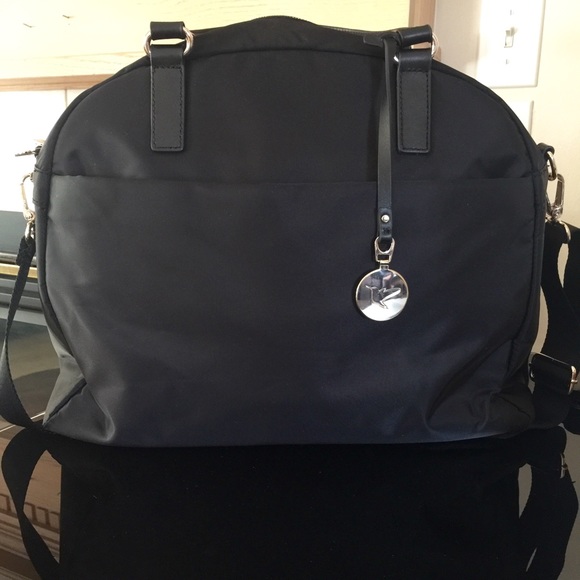 Lo & Sons The O.G. Gym/overnight bag