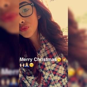 Meet your Posher, Michaela