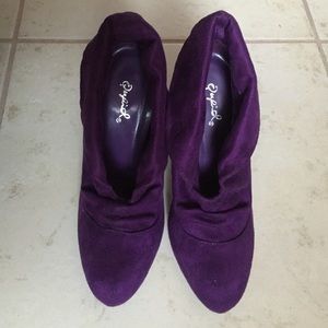 Plum purple booties nwot
