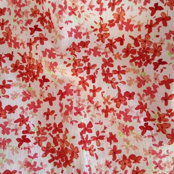 Donated Express mini skirt. 13 - Picture 4 of 4