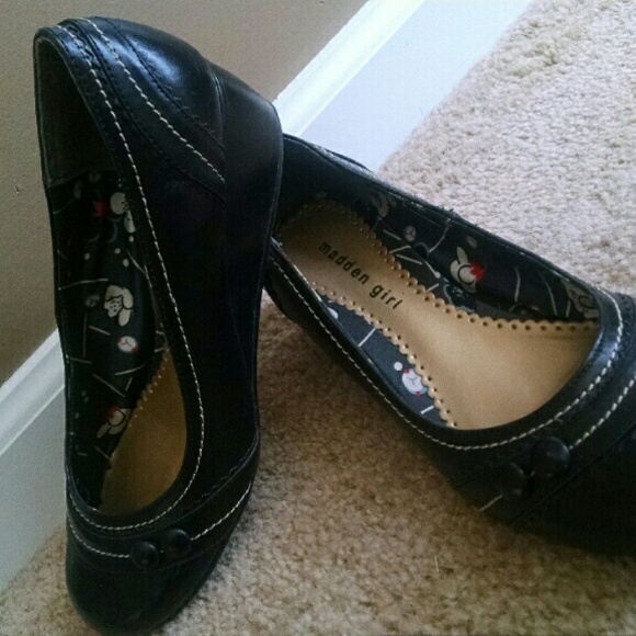 Madden Girl Wedge Flats