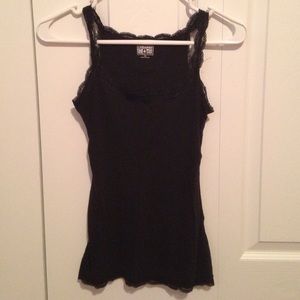 Black converse tank