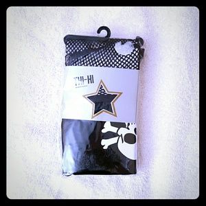 Thigh-high mesh stockings