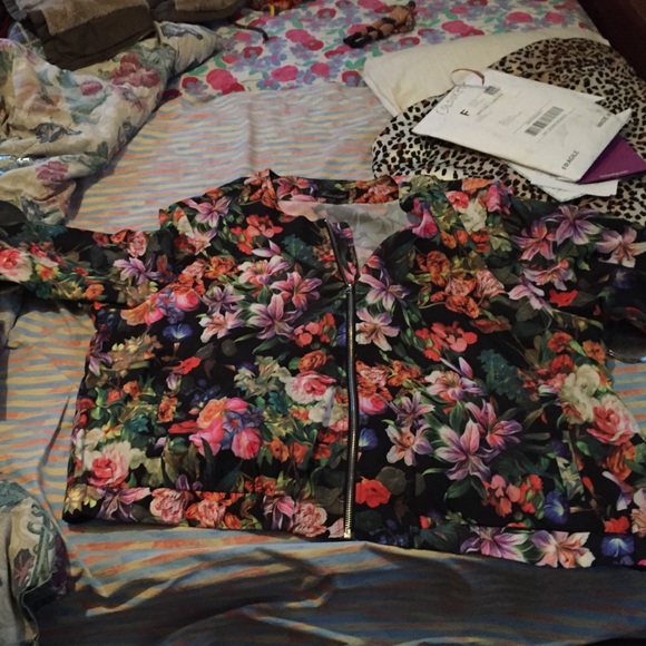 Never worn too big 😩😞