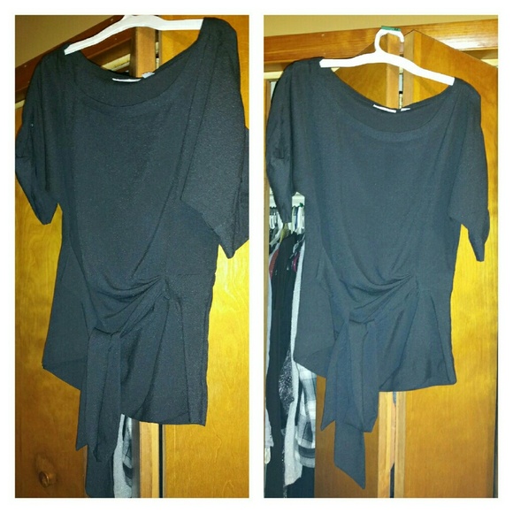 NY&CO black short sleve top.