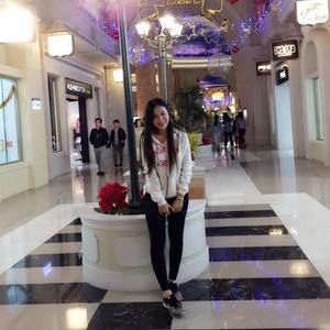 Meet your Posher, Lucy