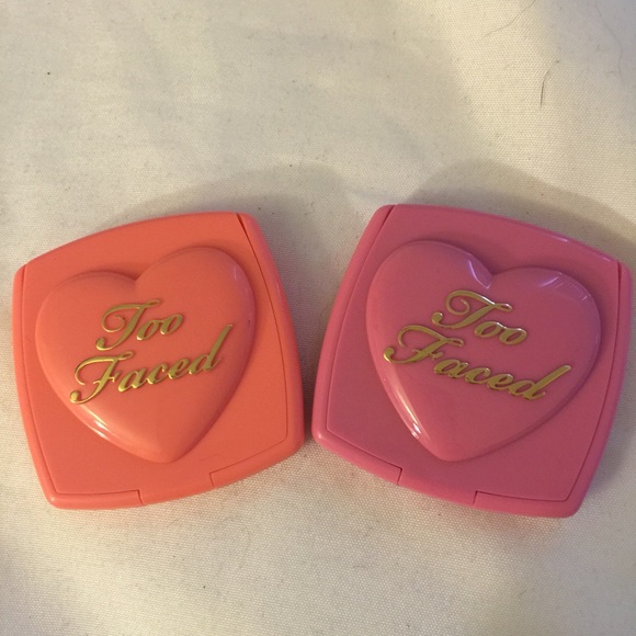 ❌Sold❌ Too faced mini Love Flush Blush set