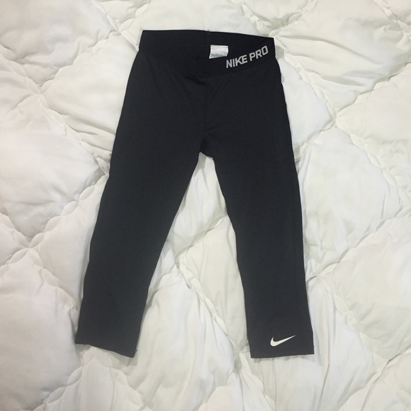Nike black pro combat base layer