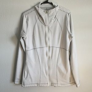 Reebok play dry striped jacket