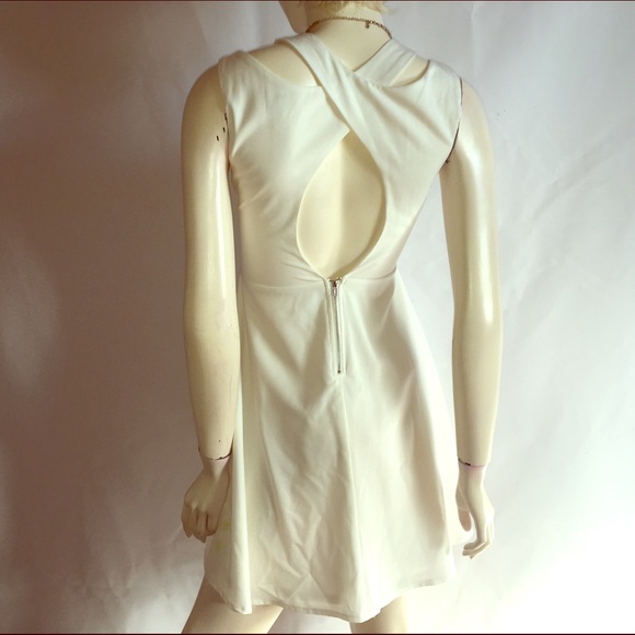 🤑final price🤑 Ya Los Angeles medium white dress