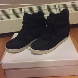 Black sneaker wedges