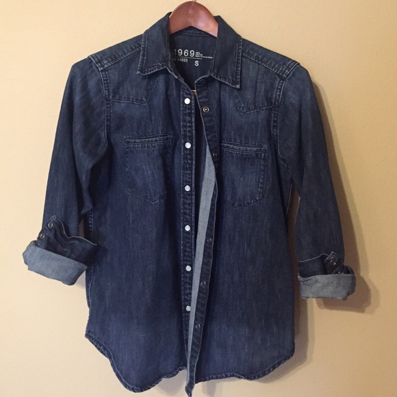 Gap 1969 denim shirt