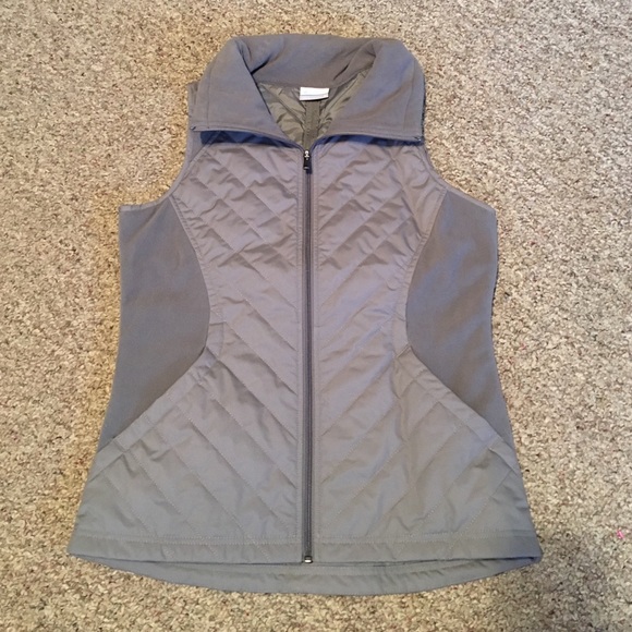 Columbia vest