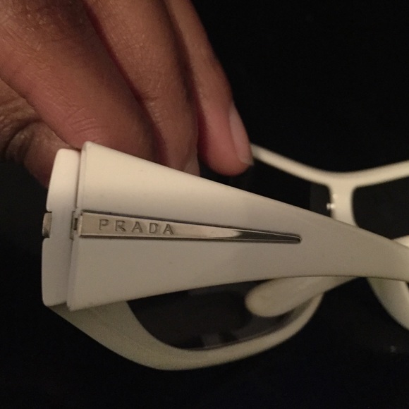 Sunglasses main image 4