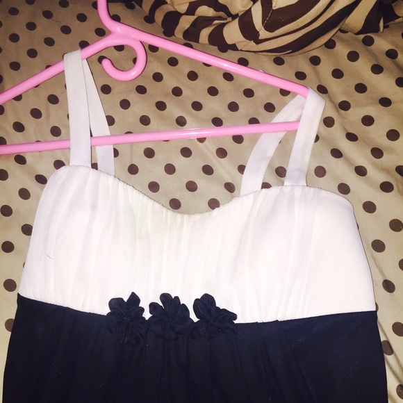 Homecoming dress - Picture 2 of 2