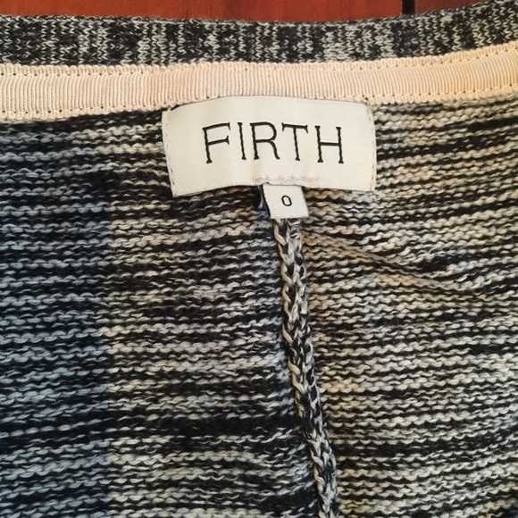 Firth Marled Fringe Poncho NWOT - Picture 4 of 4