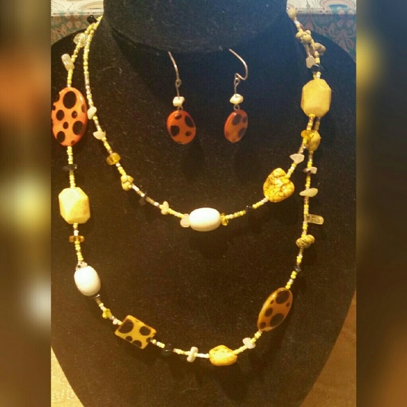 Animal Print Necklace 20"Drop& Earring Appox 2" Drop Set NWOT Yellow & Brown Set