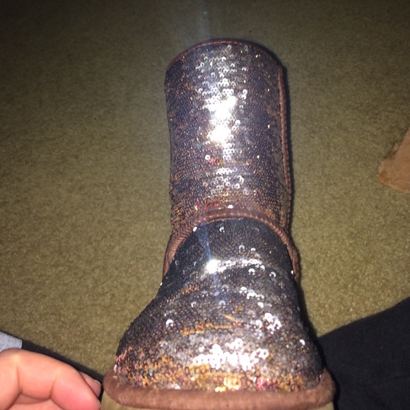 silver/red sparkle Uggs